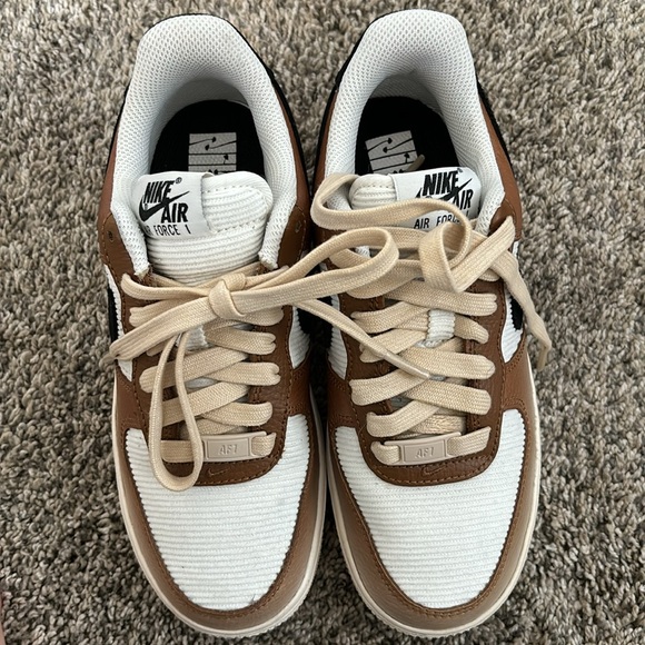 Limited color they don’t sell anymore Nike Air Force 1 - Picture 2 of 2